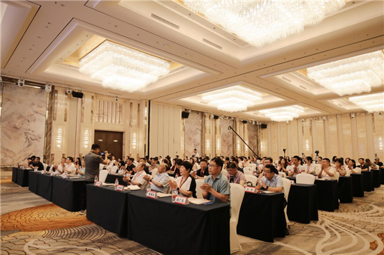 “第二屆思想政治教育學科中青年學者研討會暨弘揚偉大抗戰精神學術會議”在阜新舉辦_fororder_圖片 4