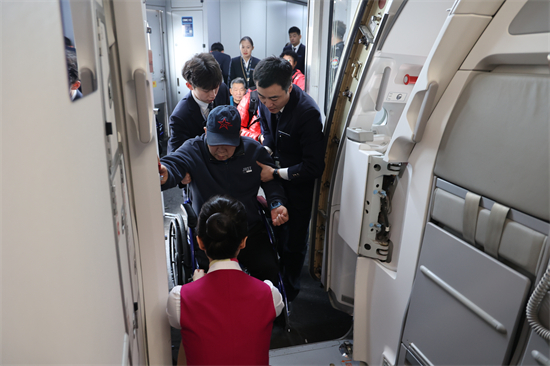 南航北方分公司“老幼無憂”服務全新上線_fororder_南航圖3