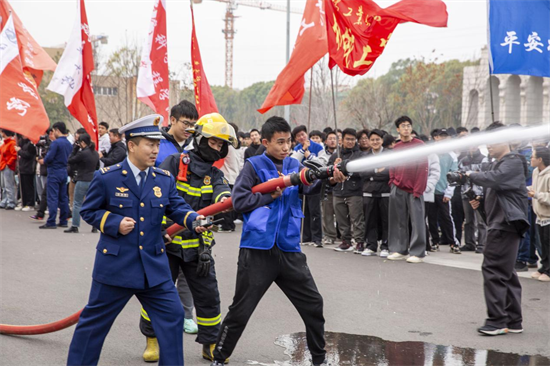 精準賦能營商環境優化 瀋陽經開區消防大隊組建三支專業團隊_fororder_常消防3