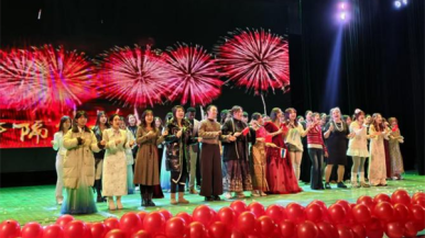 沈師國際教育學院舉辦中外學生迎雙新晚會