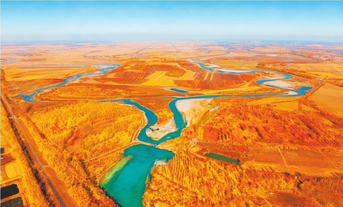 滿目斑斕遼河源