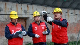 丹東：電亮“莓”好生活