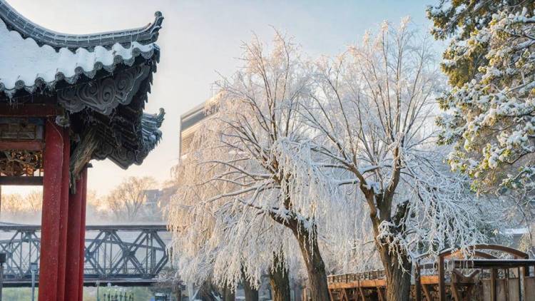 首場霧凇，仙境鴨綠江