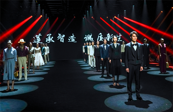 全産業鏈賦能紡織服裝産業 普蘭店時尚之夜升級綻放_fororder_普蘭店時尚之夜3