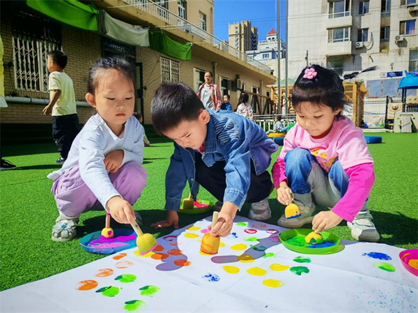瀋陽市鐵西區實驗幼兒園繁榮裏分園舉行系列主題活動迎雙節_fororder_圖片2