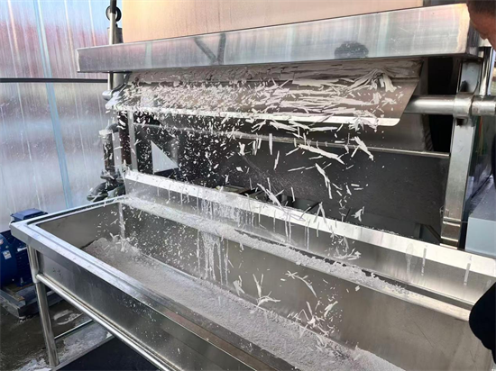 地瓜打粉生産熱 激活鄉村新動能_fororder_普蘭店粉條2