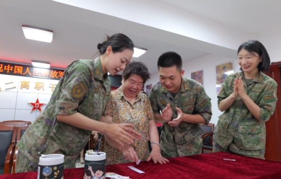 賡續紅色血脈 歡度建軍佳節_fororder_圖片8