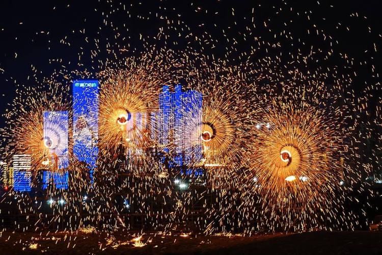 大連梭魚灣上演海上非遺秀