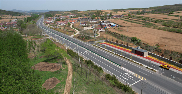 大連普蘭店溫泉旅遊公路獲評2025年交通與旅遊融合創新項目_fororder_公路驛站-1.JPG