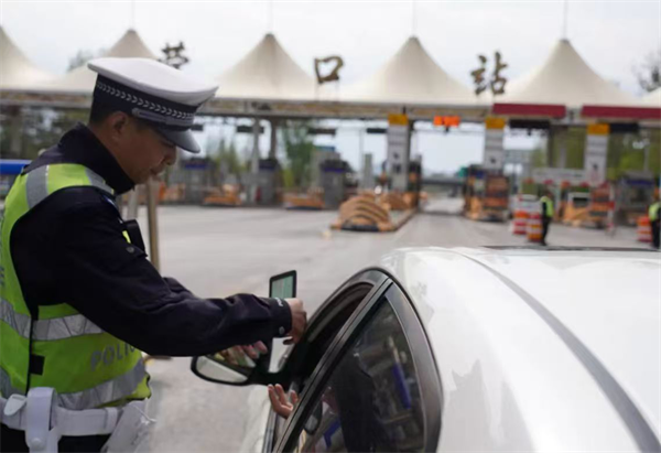 “五一”假期遼寧省刑事、治安警情同比分別下降5.05%和7.91%_fororder_常公安7