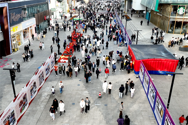 遼寧消防開展“盛”情“焰”請主題市集活動 沉浸式科普築牢全民消防安全防線_fororder_常消防1