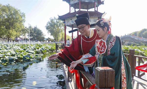 瀋陽遼中第二屆國風集體婚禮在養士堡鎮連心湖啟幕_fororder_圖片3
