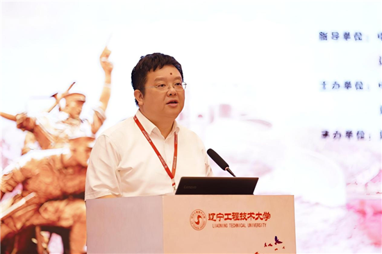 “第二屆思想政治教育學科中青年學者研討會暨弘揚偉大抗戰精神學術會議”在阜新舉辦_fororder_圖片 2