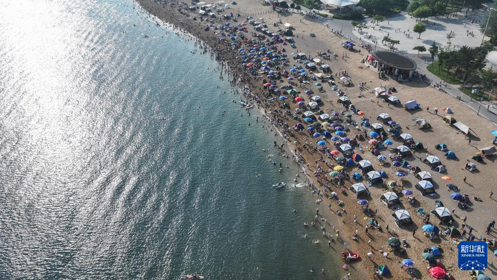 遼寧大連：海濱消暑