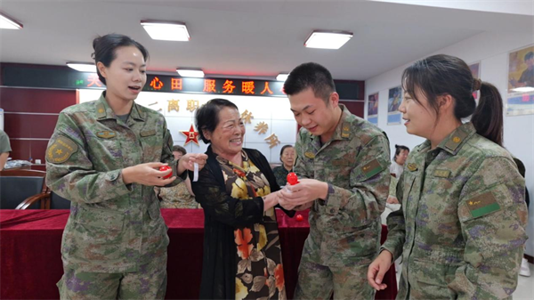 遼寧省軍區錦州離職幹部休養所分別舉辦“雙節”慶祝活動_fororder_圖片4