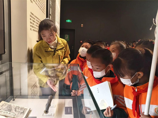 瀋陽蒲松路小學師生走進瀋陽“九·一八”歷史博物館開展研學活動_fororder_教育九一八2