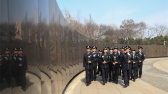 瀋陽出入境邊防檢查站組織開展清明節祭奠英烈活動