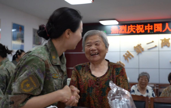 賡續紅色血脈 歡度建軍佳節_fororder_圖片9