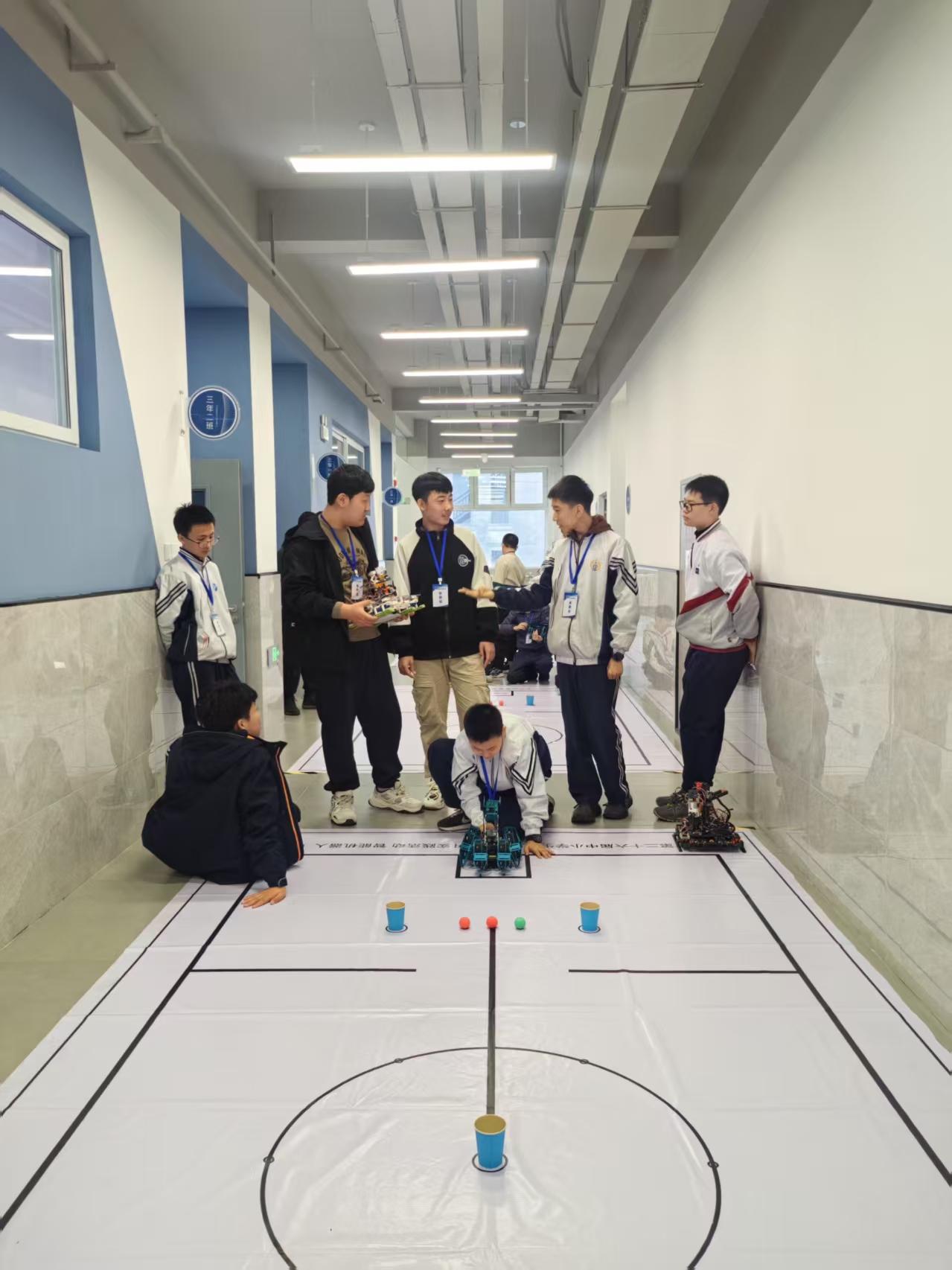 2025年瀋陽市中小學生智慧機器人實踐活動圓滿落幕
