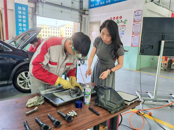 瀋陽市工業技術學校斬獲世界職業院校技能大賽銅獎_fororder_圖片4