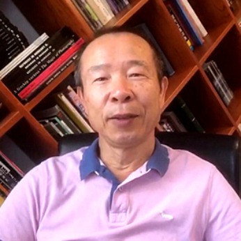 （已修改）（圖片專題 發英文）【B】匈牙利攝影家協會理事魏翔：在遼寧感觸最深的是積極向上的晨練老人