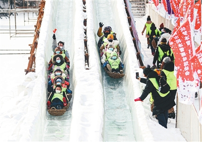 瀋陽市民冰雪趣味運動會在奧體中心拉開帷幕