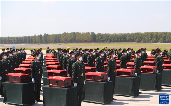 第八批在韓中國人民志願軍烈士遺骸回國_fororder_益海26