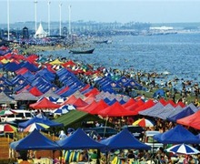 “網紅”打卡|置身錦州“黃金”海濱浴場 一起白浪逐沙