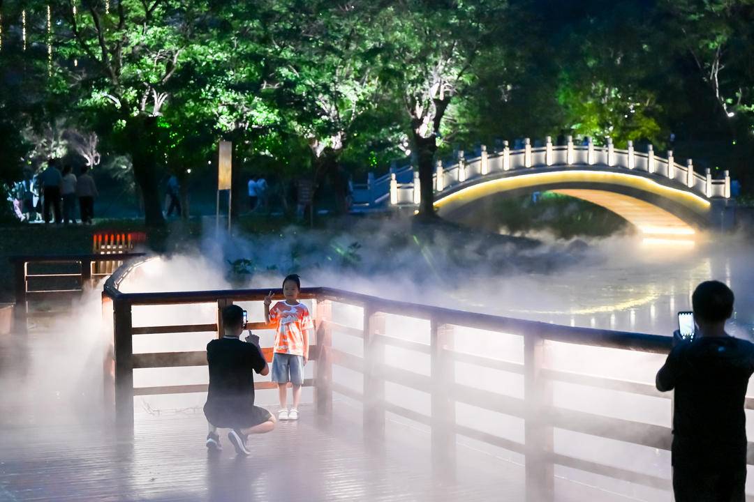 瀋陽市大東區萬泉公園：“沉浸”夜遊，如入仙境