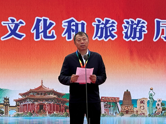 2023遼寧秋季文化和旅遊推介活動暨第十七屆本溪（國際）楓葉節啟動_fororder_文旅廳副廳長趙輝致辭