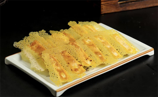焦香酥脆滿口鮮  一頓大連黃花魚鍋貼解饞意_fororder_圖片2