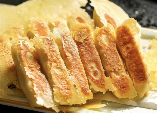 焦香酥脆滿口鮮  一頓大連黃花魚鍋貼解饞意_fororder_圖片3