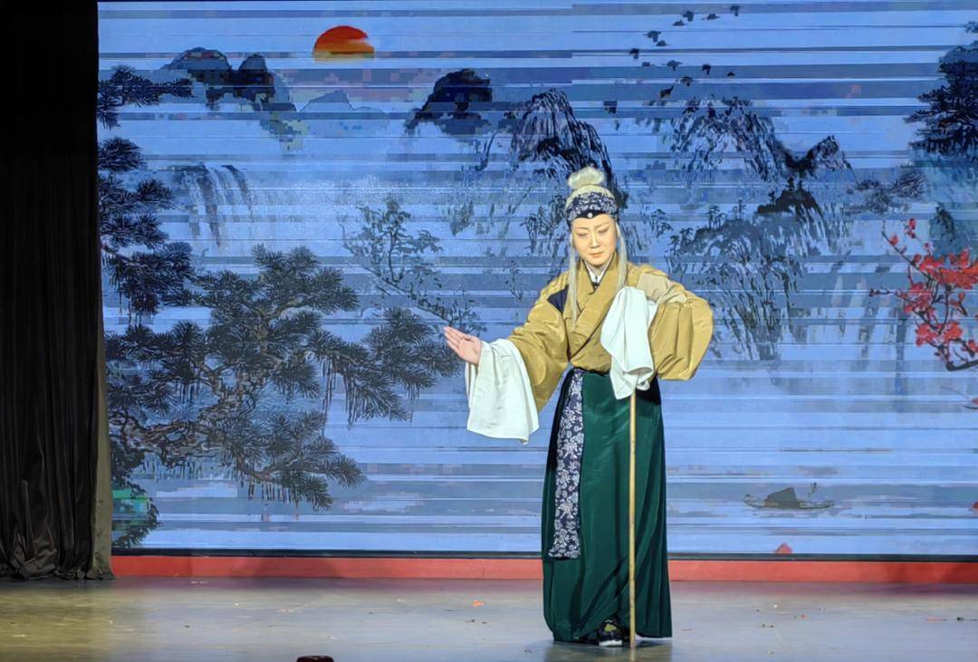 戲苑新荷 2023年度遼寧少兒戲曲小梅花薈萃展演精彩呈現