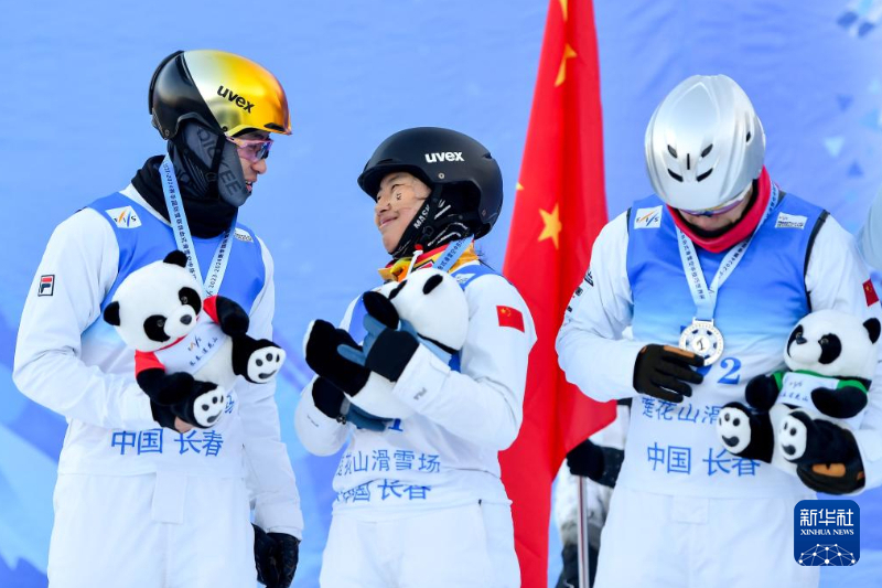 奏響自然與人文之歌——東北擦亮冰雪文化“金名片”