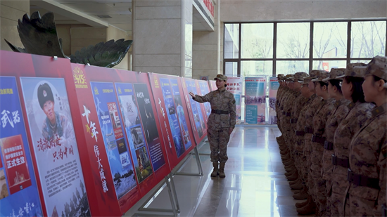 錦州市軍地聯合開展全民國家安全教育日普法宣傳系列活動_fororder_錦州軍區2