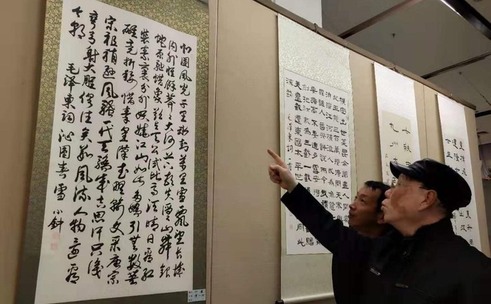 遼寧書法家傅小鐘作品亮相世界華僑華人攝影展暨遼寧僑界書畫作品展