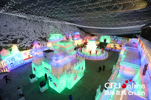 The 34th Longqing Gorge Ice Lantern Art Festival kicked off in Yanqing, Beijing