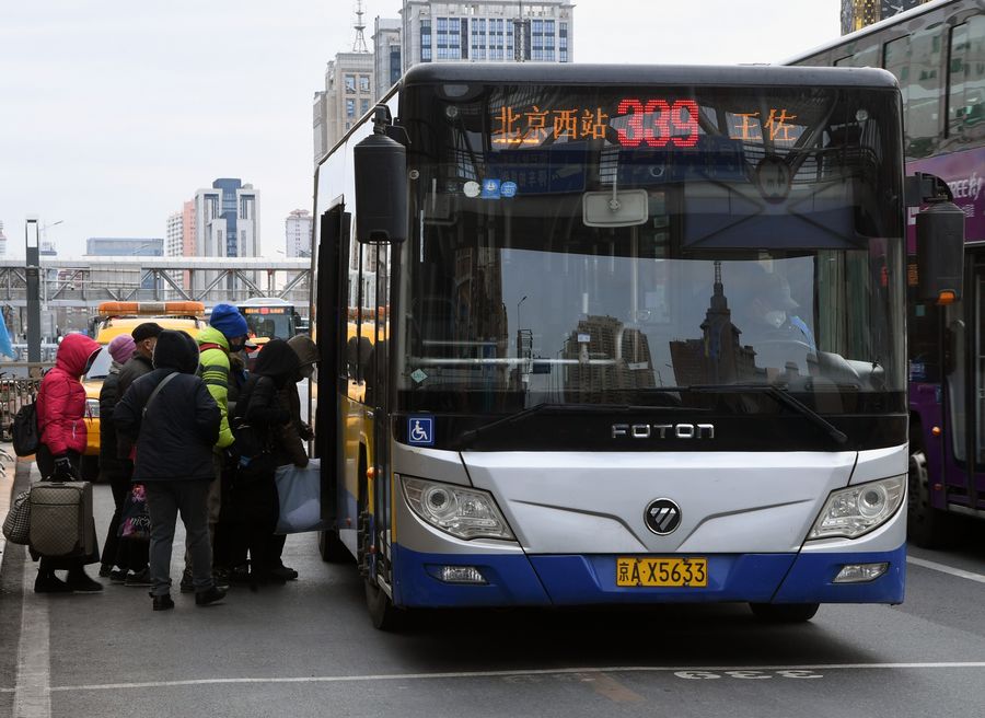 Beijing buses, subways enhance disinfection as work resumes