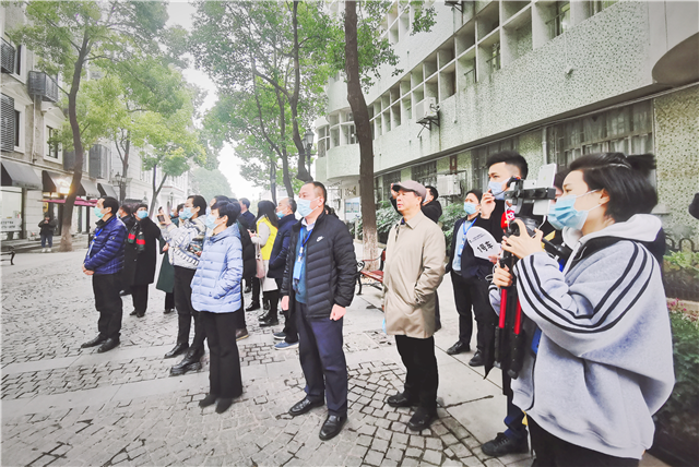 Representatives from 28 Cities Learning the History of the Great Tea Route at Hankou