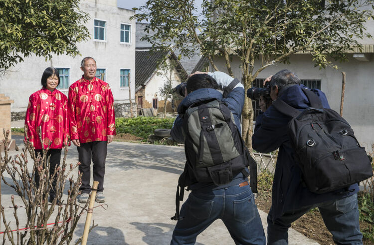 新春走基層丨農民“攝影師”：光影裏的山鄉變遷