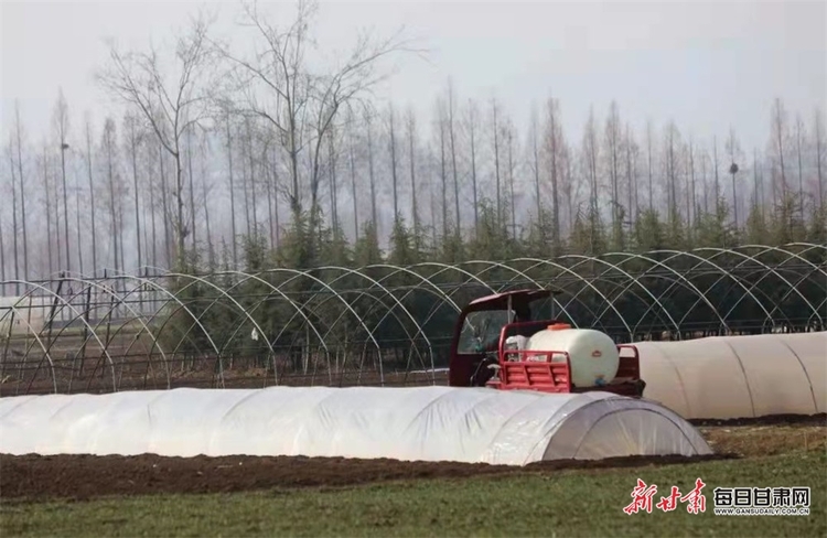 【鄉村振興圖文列表+隴南標題列表】成縣大地春意濃 山鄉群眾耕作忙