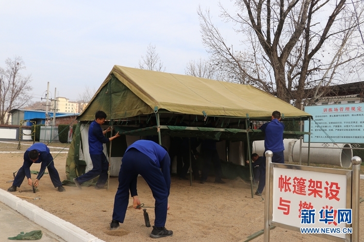 甘肅隴南：“藍朋友”考核“拼”技能