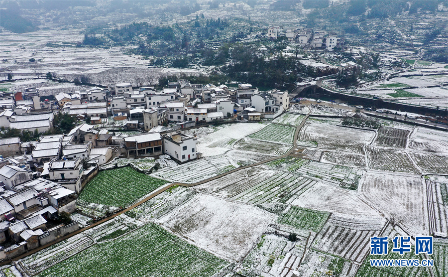 春雪落徽州