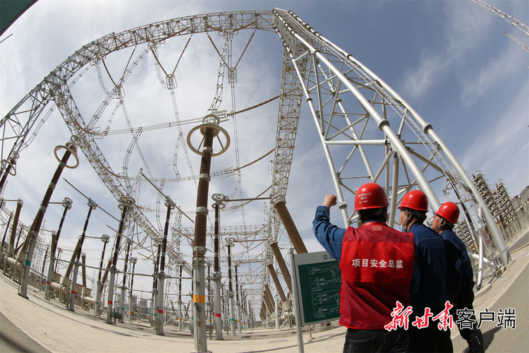 追風逐日測綠電 風光無限蓄勢能—甘肅提高風光電功率預測水準助力新能源高品質消納