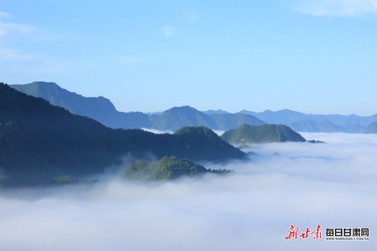 【焦點圖】隴南：群山逶迤雲海蒼茫 航拍康縣毛埡雲海如仙境_fororder_1