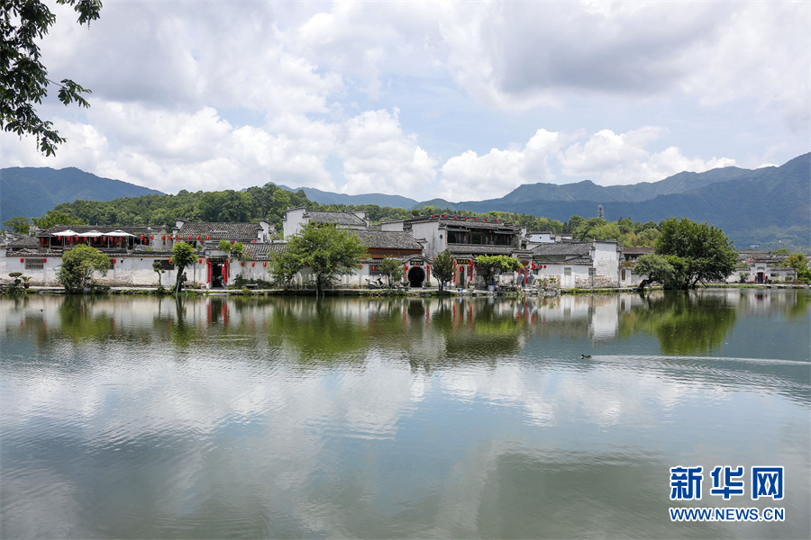 夏日宏村景如畫