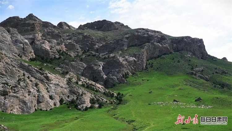 群峰競秀邀白雲 溪流歡唱伴牧歌 肅北石包城鄉文旅融合助力鄉村振興_fororder_10