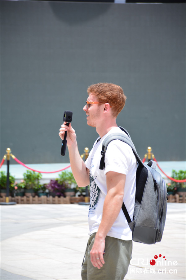 International Experience Officers Visit the New Trendy Landmarks in Weiyang District, Xi'an_fororder_圖片4