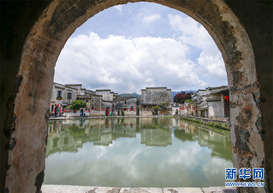 夏日宏村景如畫