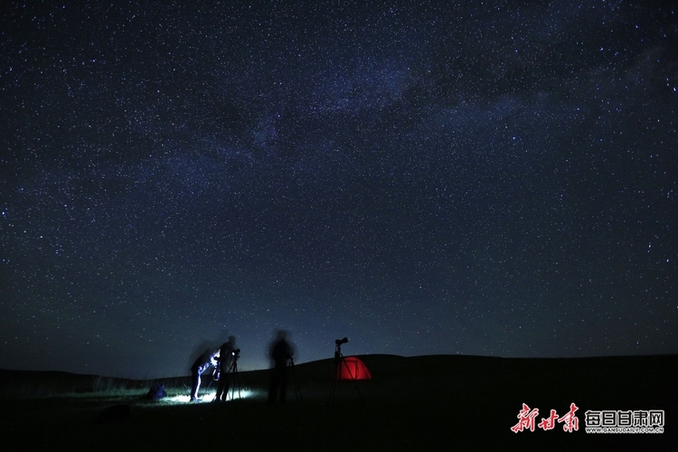 【大美甘肅】超震撼 夏日夜晚 在山丹馬場草原仰望星空_fororder_2